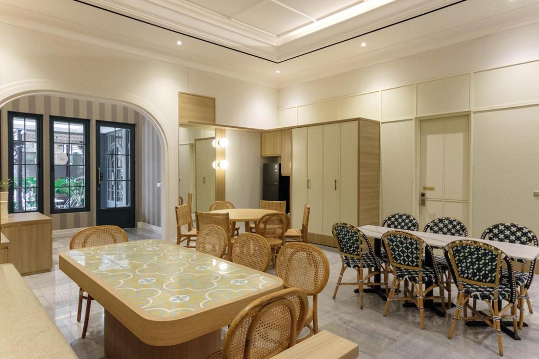 Готель Casa Living Senopati Джакарта Екстер'єр фото